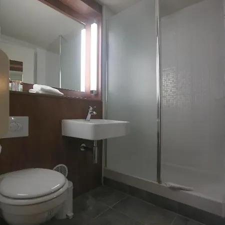 Hotel Campanile 3*