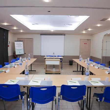 Ξενοδοχείο Campanile 3*