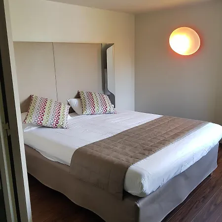 Campanile Hotel 3*